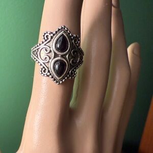 SALE🎁Intricate Silver Plated and Black Teardrop Ring